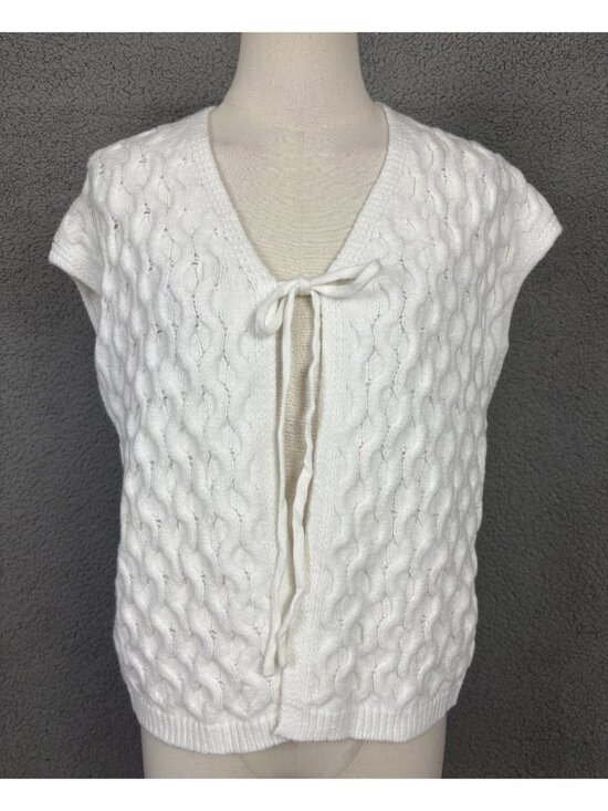 LILLUSORY Sweaters - Lillusory Women's Tie-Front Crochet Cable Knit Cardigan White Size Medium NWT's.